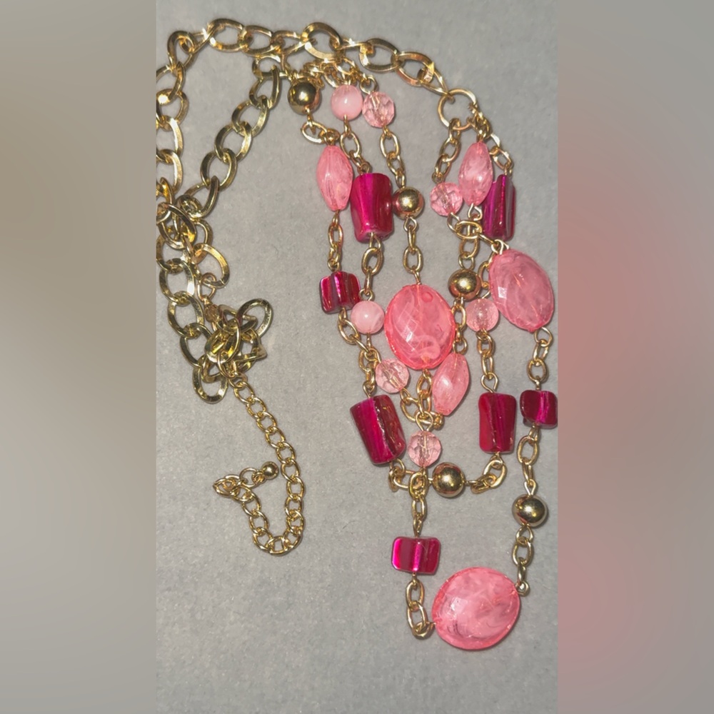 Elegant Pink and Gold Beaded Necklace